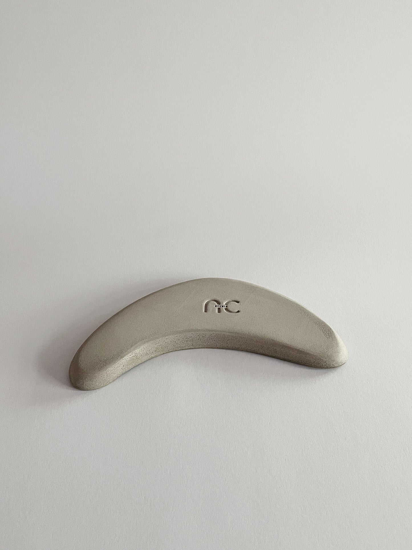 Boomerang Serving Plate Black