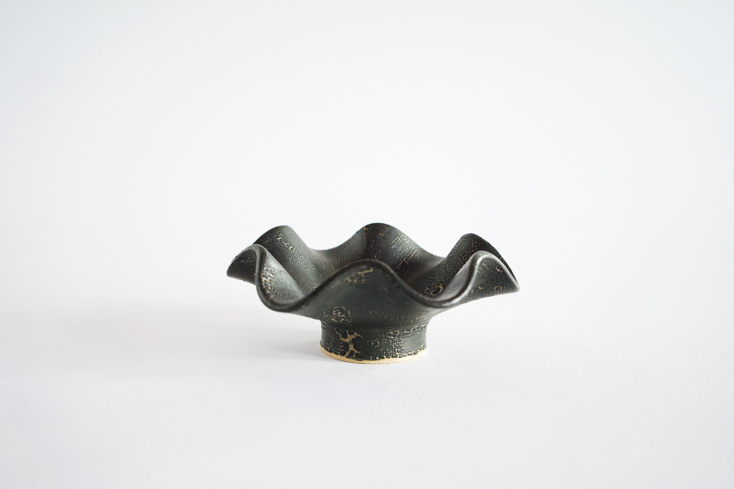 Hana Bowl Bijoux Black Mud Crack