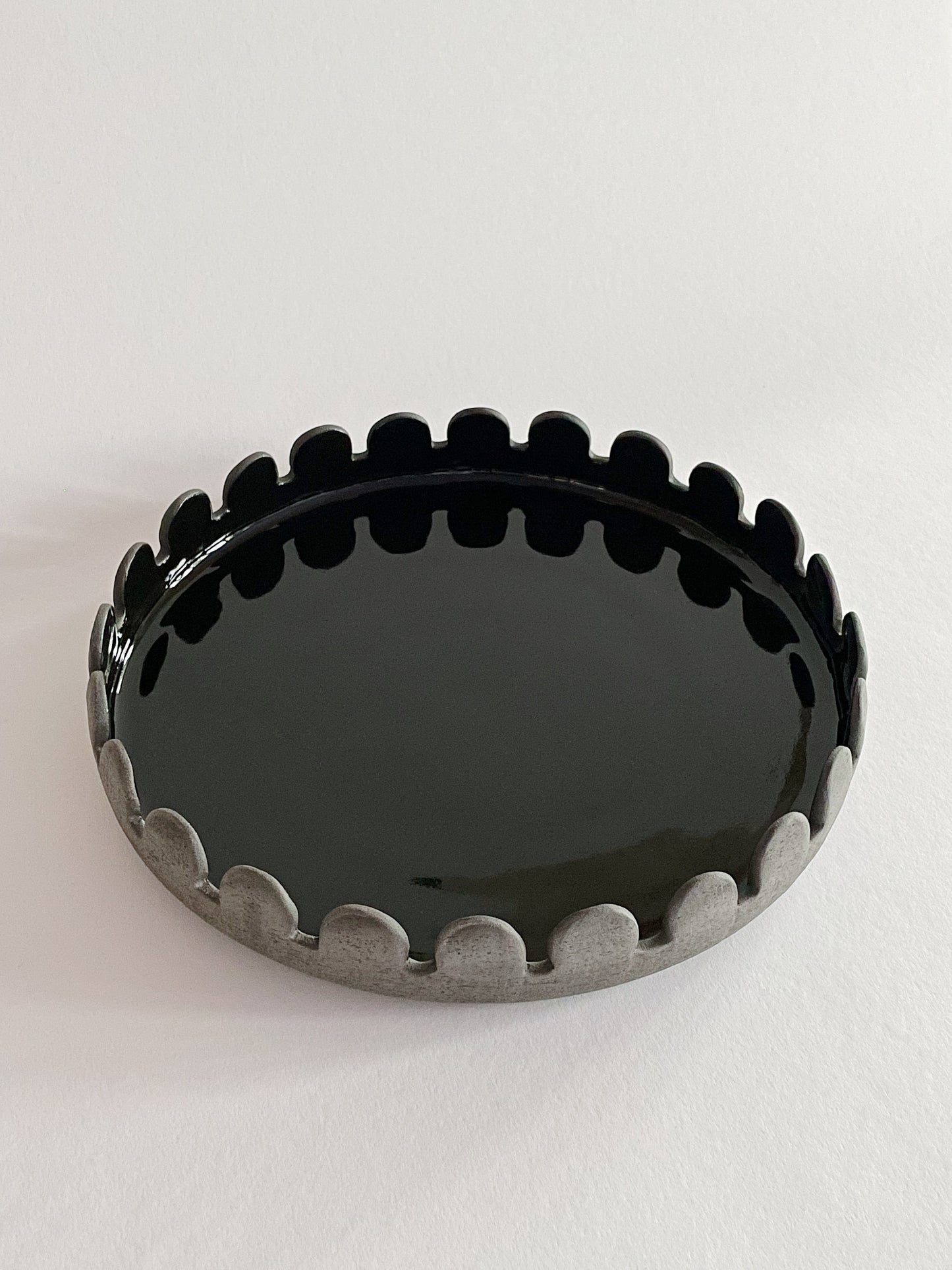 Arcs Serving Plate Black Ø27